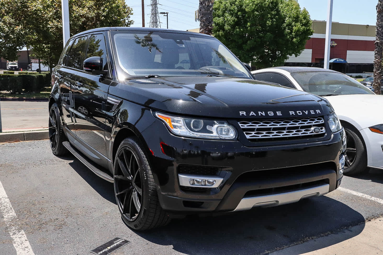 Used 2016 Land Rover Range Rover Sport HSE AWD/4WD image 12