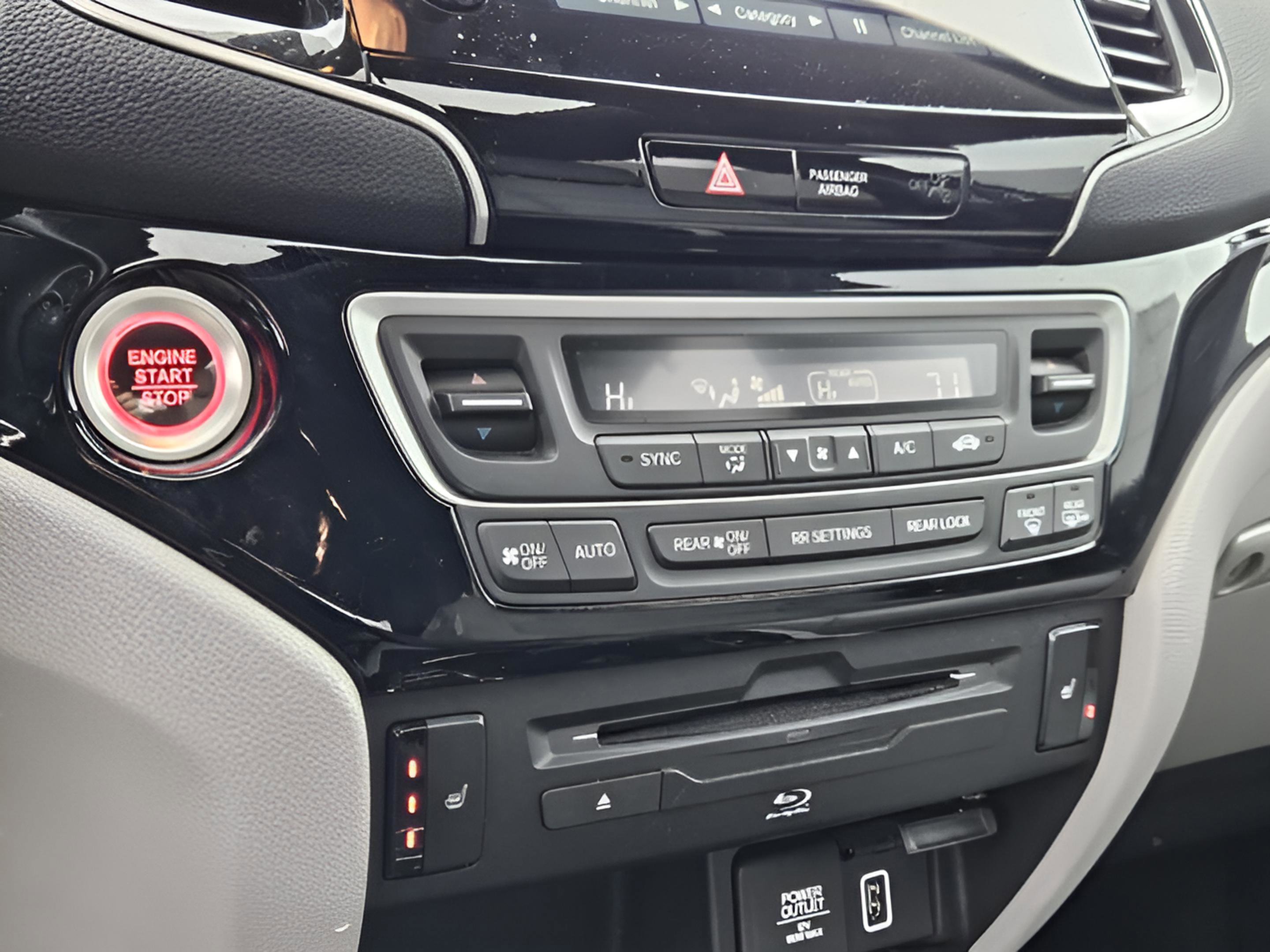 Used 2022 Honda Pilot Touring image 20