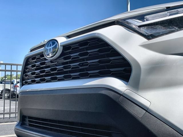 Used 2023 Toyota RAV4 XLE Premium AWD/4WD image 45