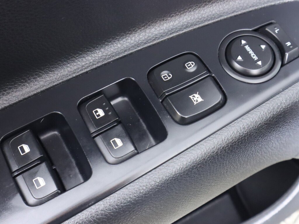 Used 2020 Kia Rio S FWD image 25