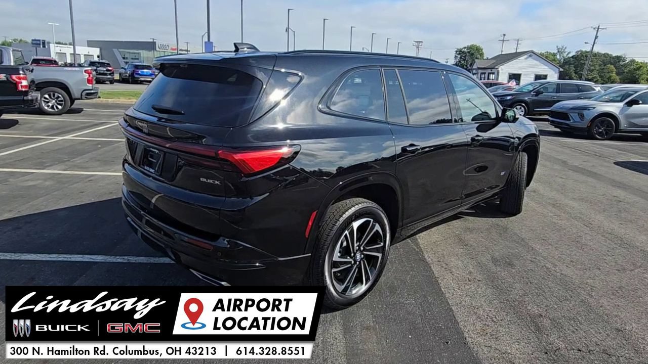 New 2026 Buick Enclave Sport Touring w/ Power Package AWD/4WD image 9