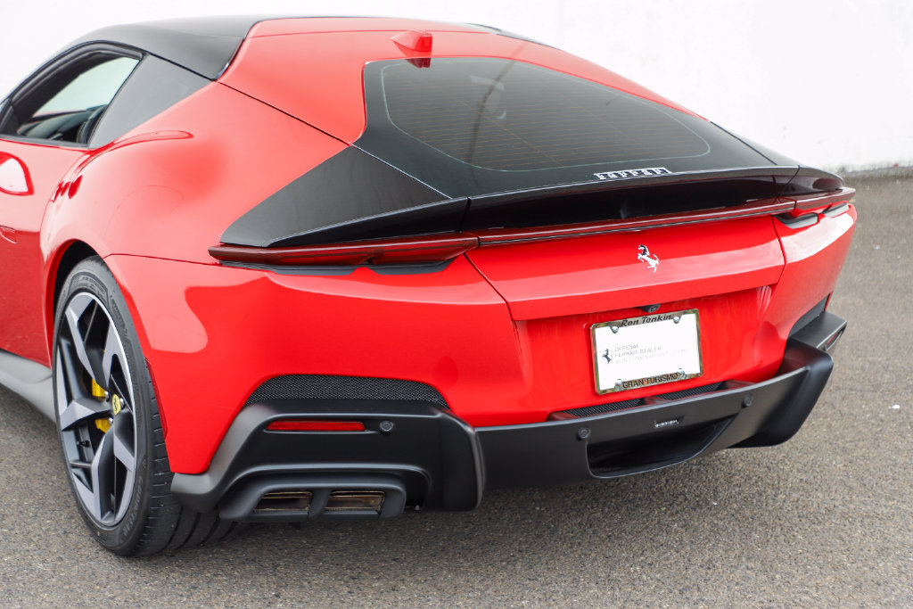 Certified 2026 Ferrari 12Cilindri RWD image 24