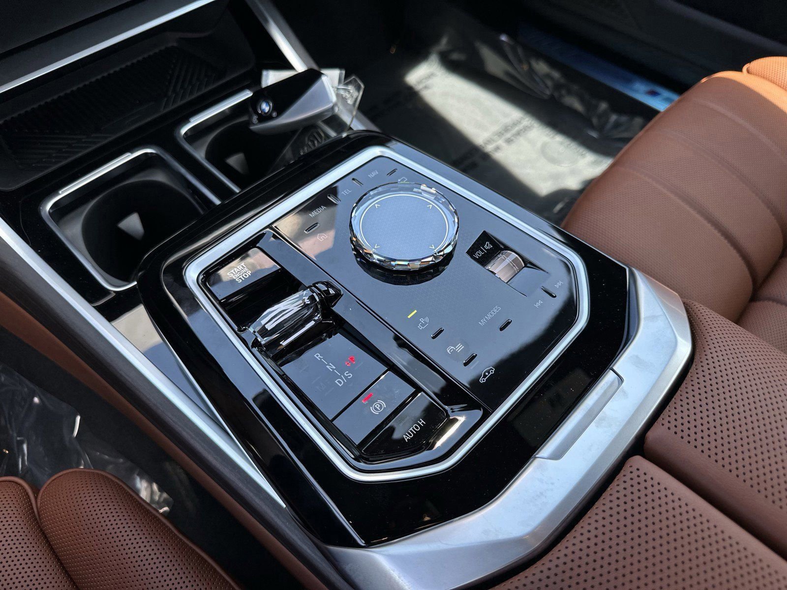 New 2026 BMW 740i xDrive AWD/4WD image 27