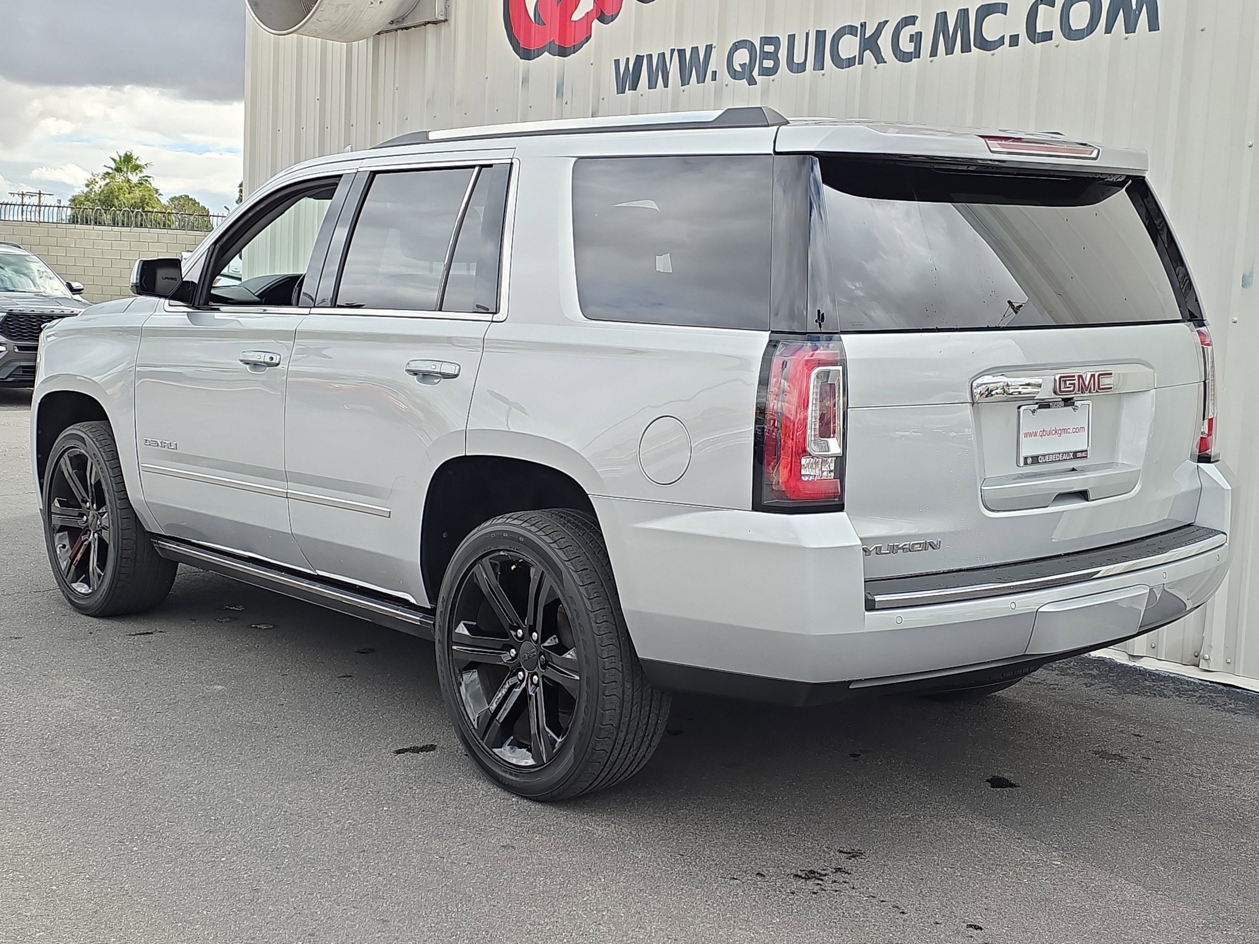 Used 2018 GMC Yukon Denali w/ Open Road Package image 5