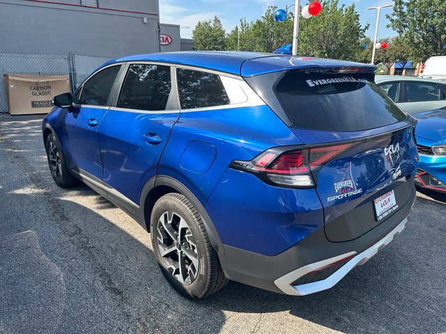 Used 2025 Kia Sportage EX FWD image 6