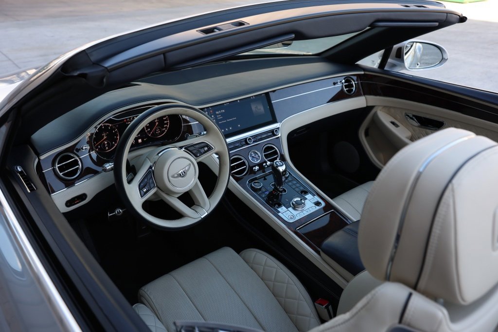 Used 2021 Bentley Continental GT image 6