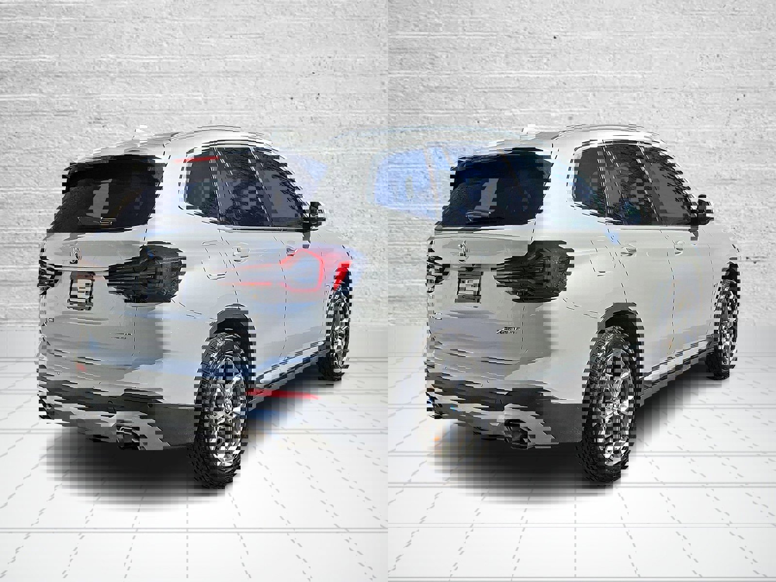 Used 2023 BMW X3 xDrive30i w/ Premium Package image 6