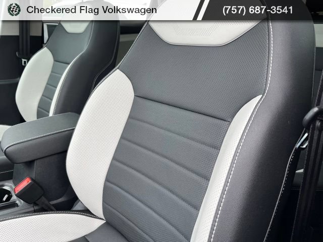 New 2026 Volkswagen Taos SEL AWD/4WD image 23