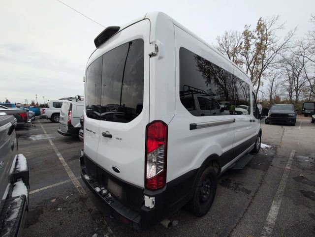 Used 2022 Ford Transit 350 XLT RWD image 3