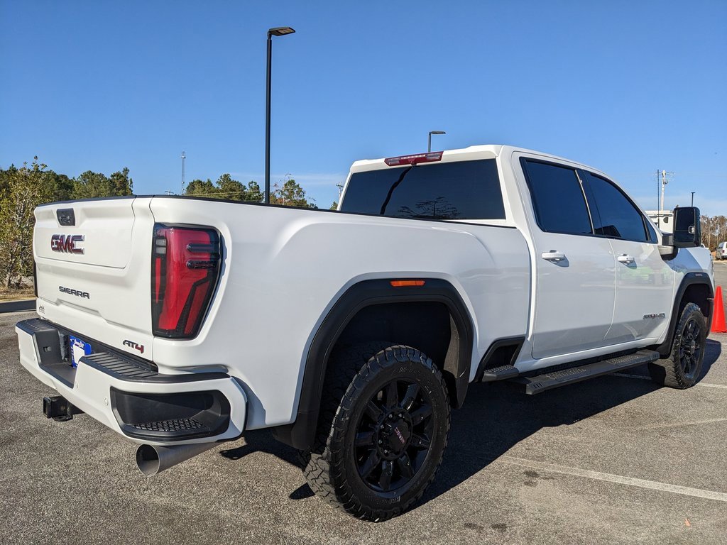 Used 2024 GMC Sierra 2500 AT4 image 22