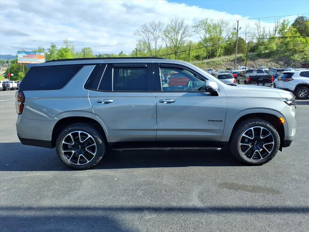 Used 2023 Chevrolet Tahoe RST w/ Luxury Package AWD/4WD image 10