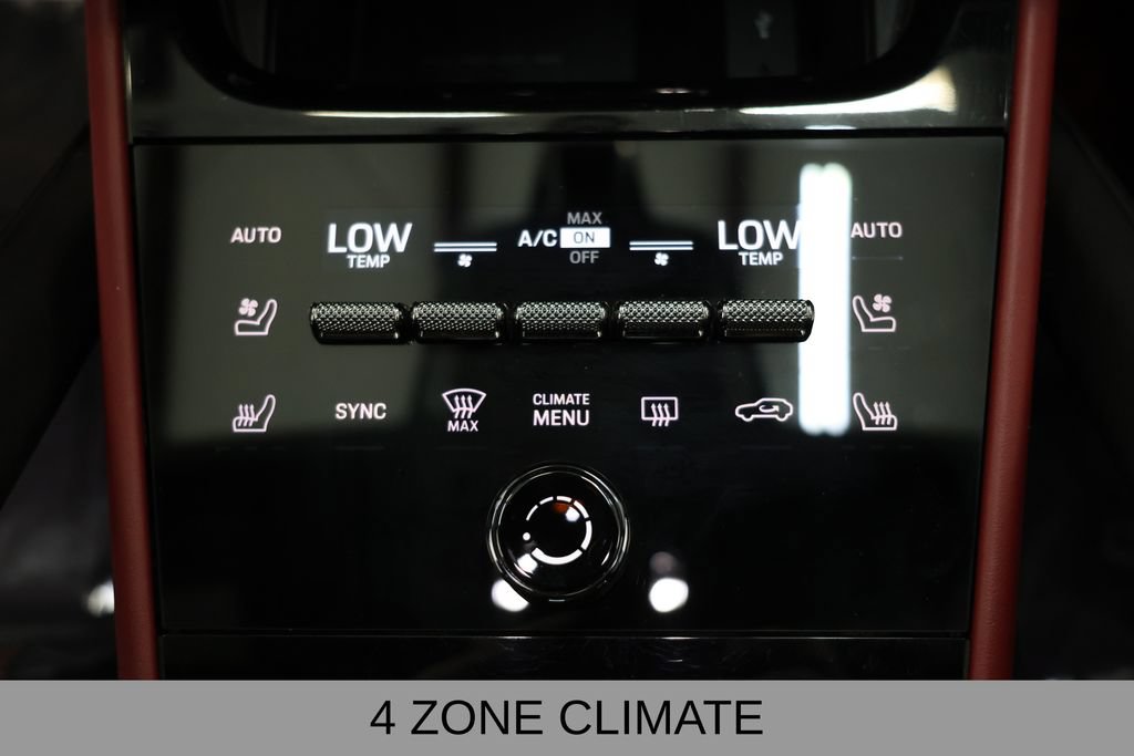 Used 2024 Porsche Cayenne Turbo GT AWD/4WD image 29