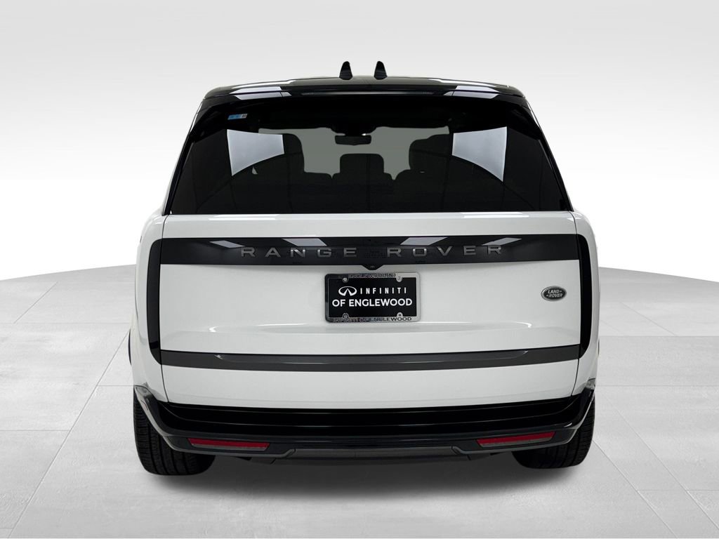Used 2023 Land Rover Range Rover SE image 6