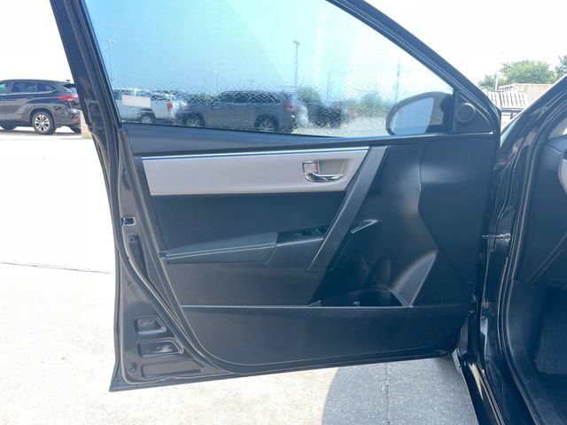 Used 2014 Toyota Corolla LE FWD image 21
