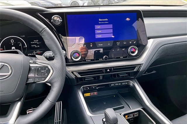 New 2025 Lexus TX 500h AWD image 7
