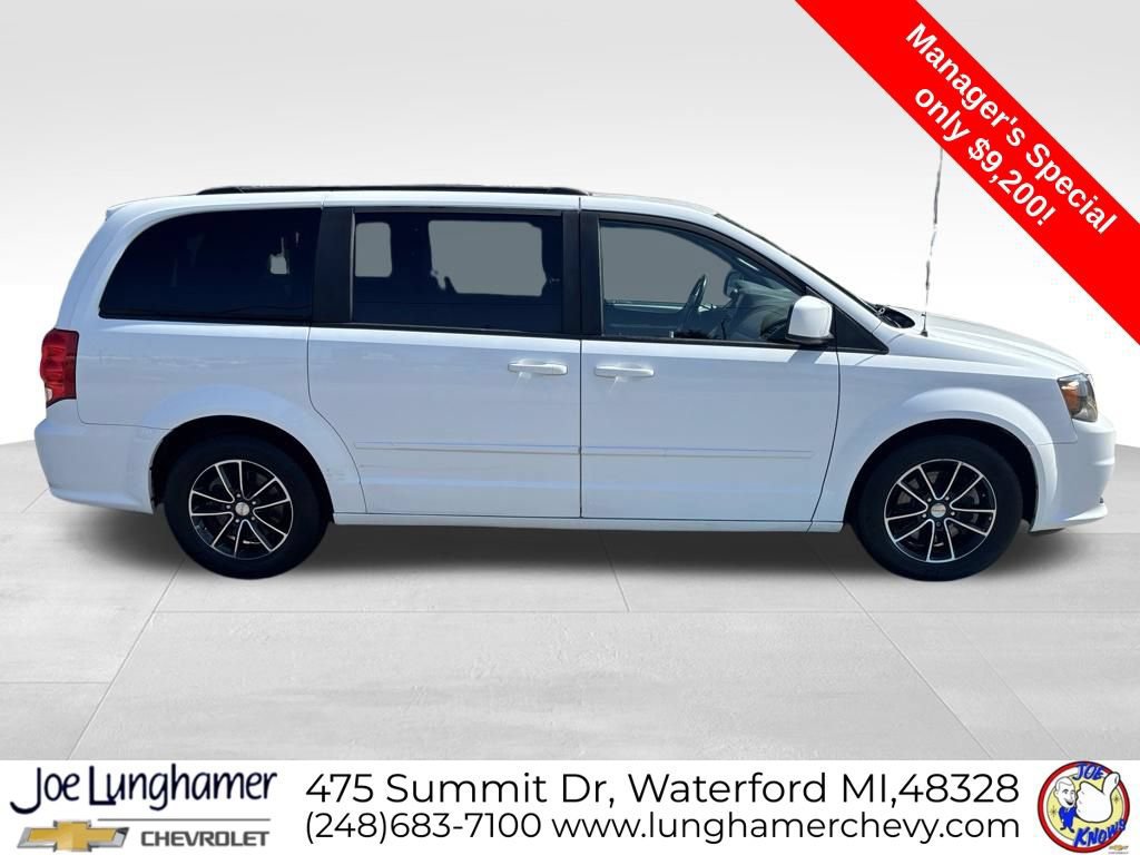Used 2016 Dodge Grand Caravan R/T FWD image 2