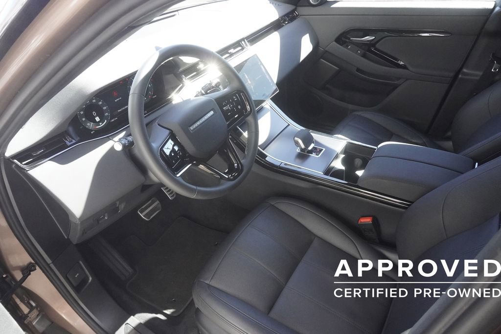 Used 2026 Land Rover Range Rover Evoque Dynamic SE image 18