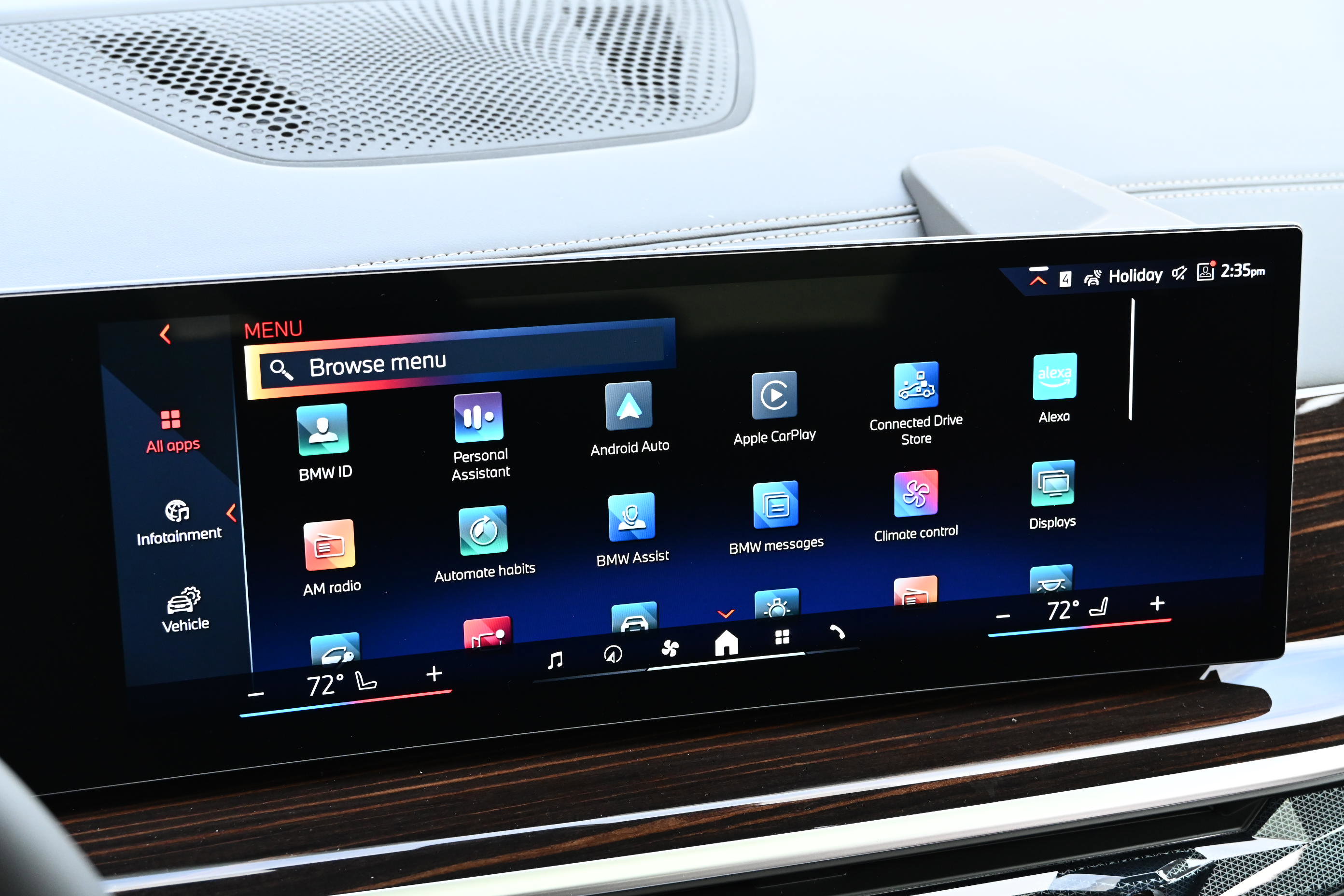 New 2026 BMW X6 xDrive40i w/ Premium Package image 17