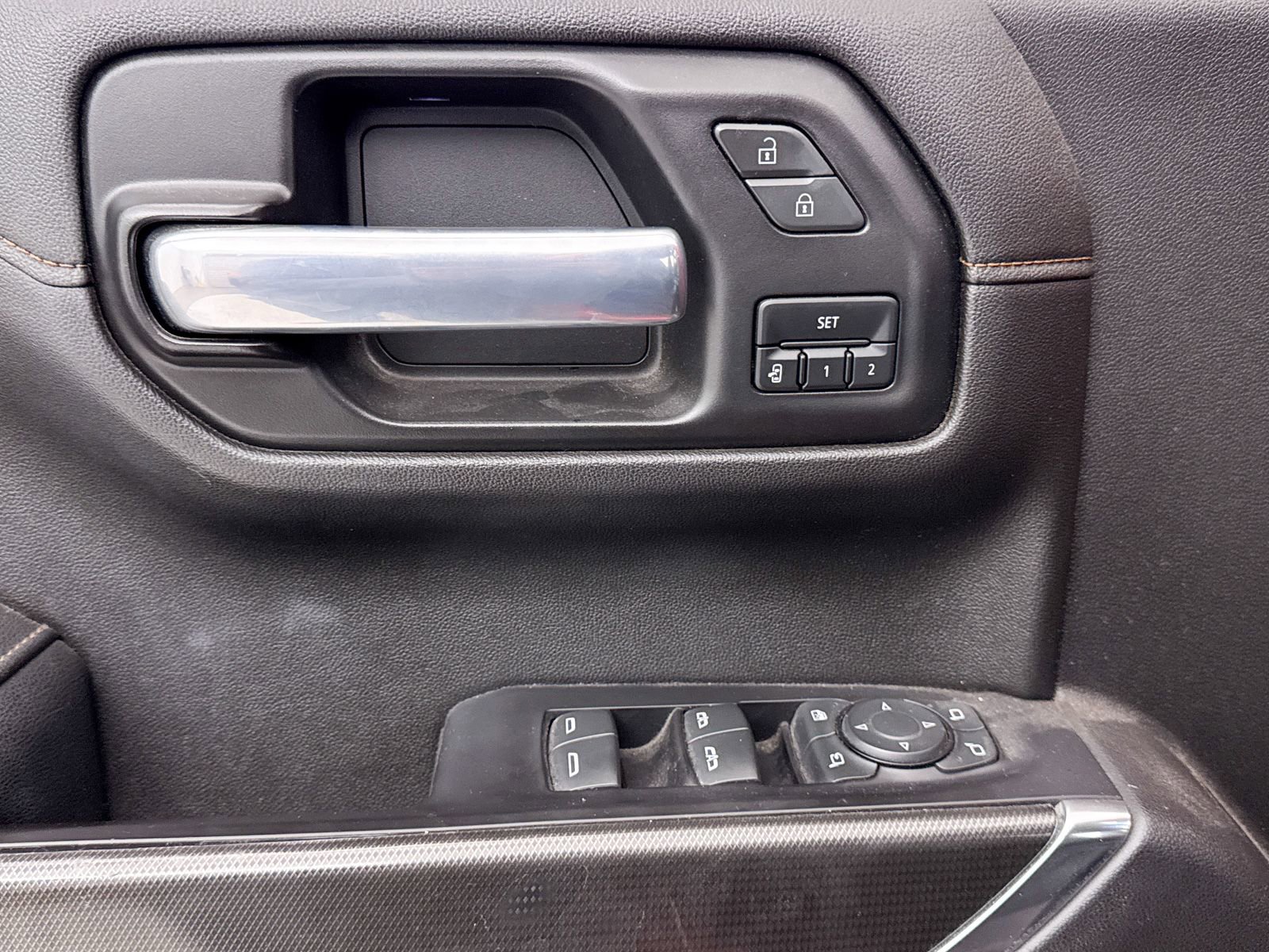 Used 2021 GMC Sierra 1500 AT4 w/ AT4 Premium Package image 27