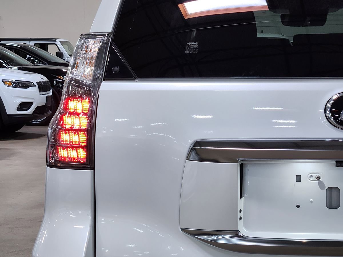 Used 2023 Lexus GX 460 Premium w/ Premium Package AWD/4WD image 20