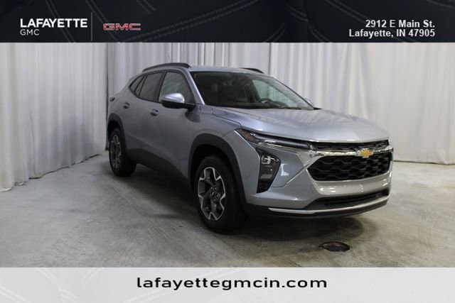 Used 2025 Chevrolet Trax LT w/ Driver Confidence Package image 1