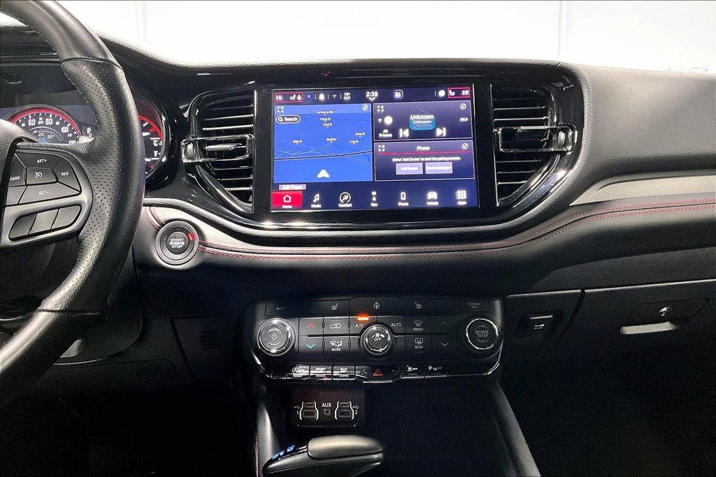 Used 2025 Dodge Durango GT image 8