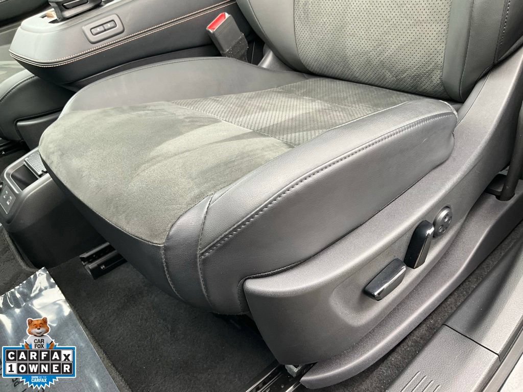 Used 2024 Nissan Ariya FWD image 16