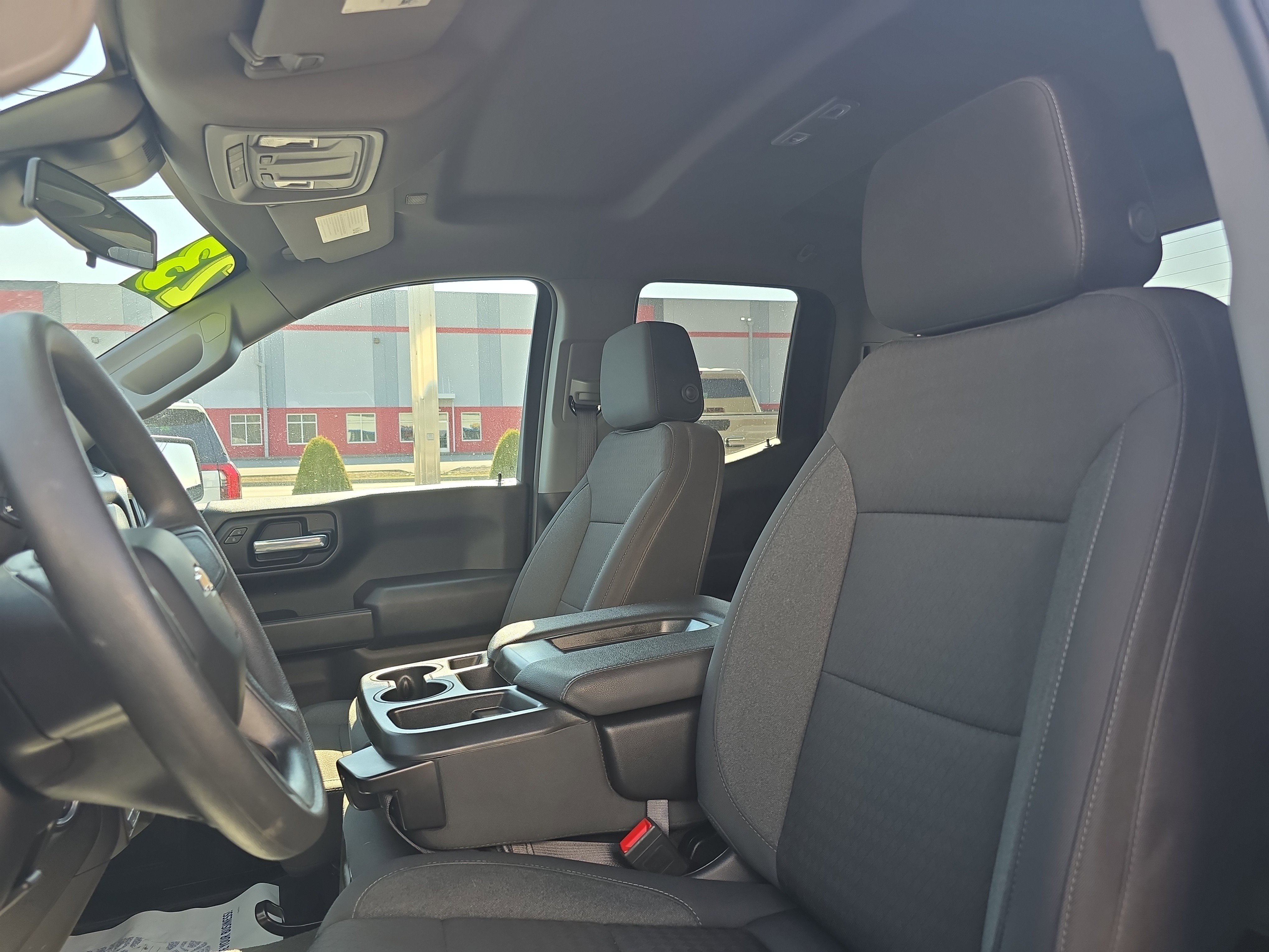 Used 2023 Chevrolet Silverado 1500 Custom image 11