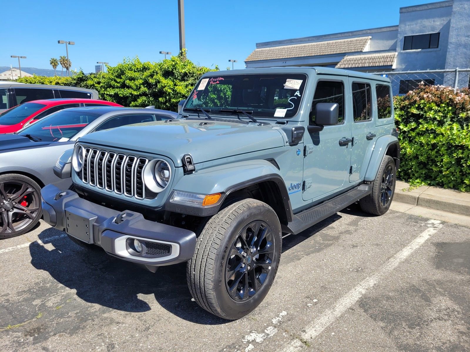 Used 2025 Jeep Wrangler Sahara 4xe image 1