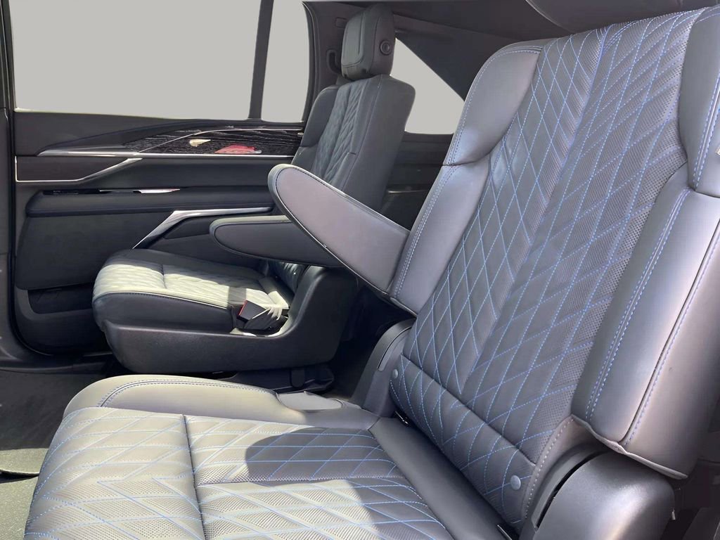 New 2025 Cadillac Escalade IQ Luxury 1 image 14