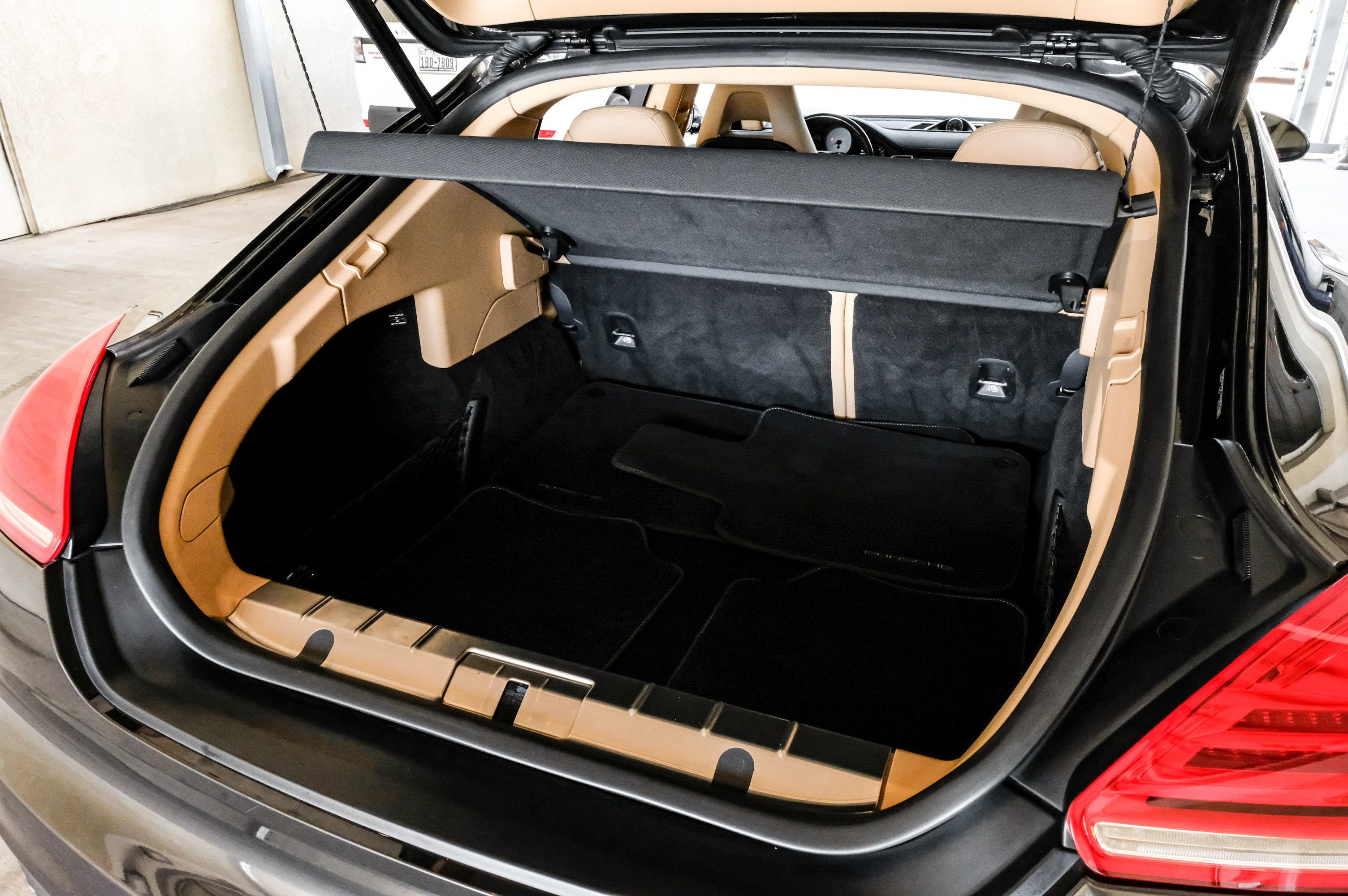 Used 2015 Porsche Panamera S w/ Premium Package Plus image 45