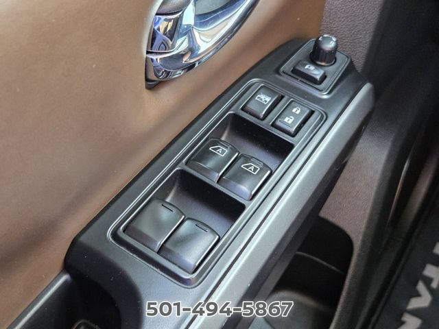 Used 2017 Nissan Titan Platinum Reserve AWD/4WD image 29