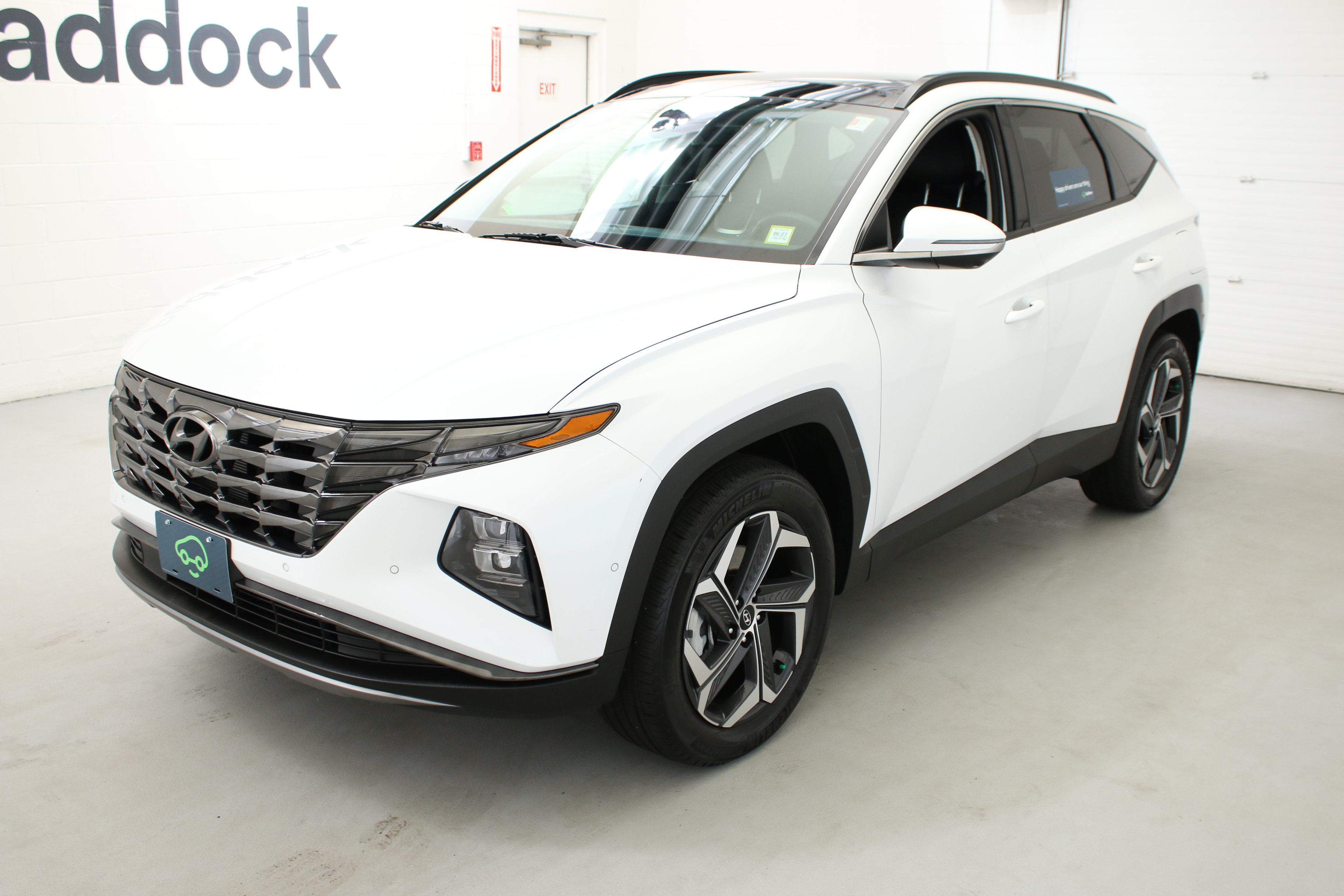 Used 2024 Hyundai Tucson Limited AWD/4WD image 4