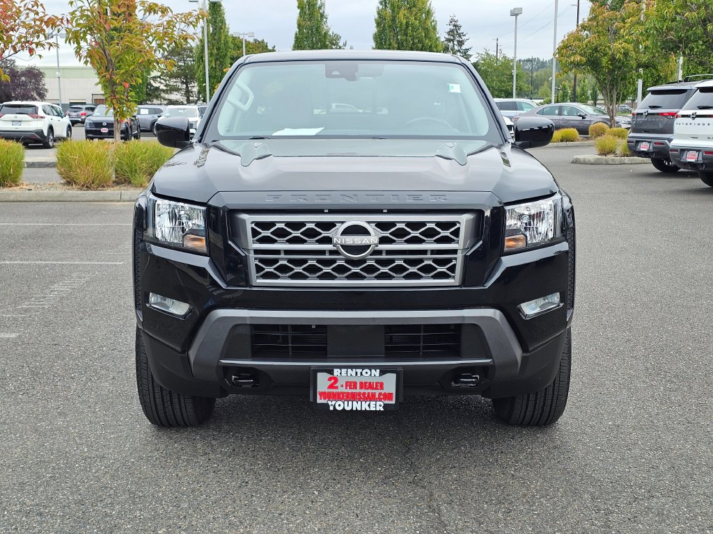 Used 2024 Nissan Frontier SV w/ SV Convenience Package AWD/4WD image 2