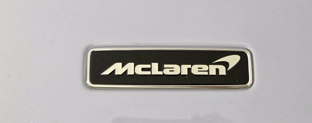 Used 2024 McLaren 750S Spider RWD image 22