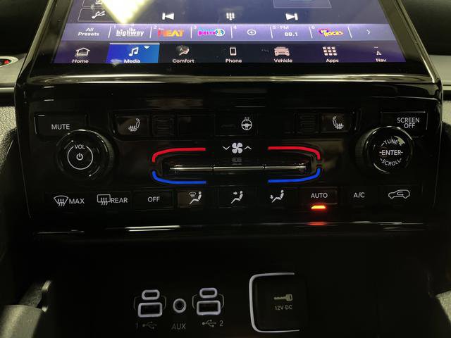 New 2025 Jeep Grand Cherokee Limited w/ Black Appearance Package image 20