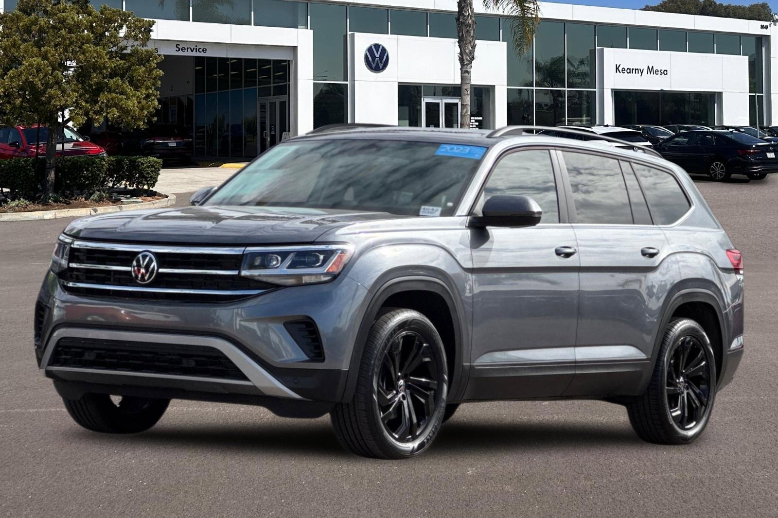 Used 2023 Volkswagen Atlas SE w/ Panoramic Sunroof Package image 8