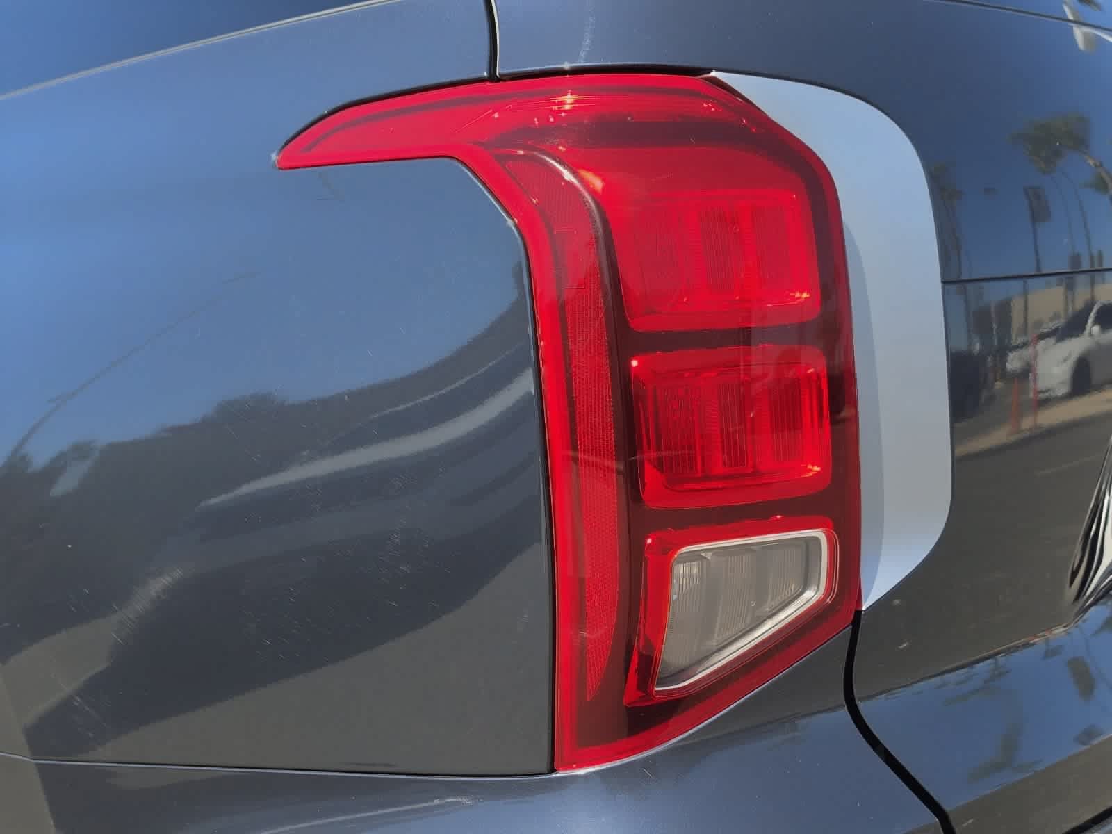 Used 2021 Hyundai Palisade SEL FWD image 4