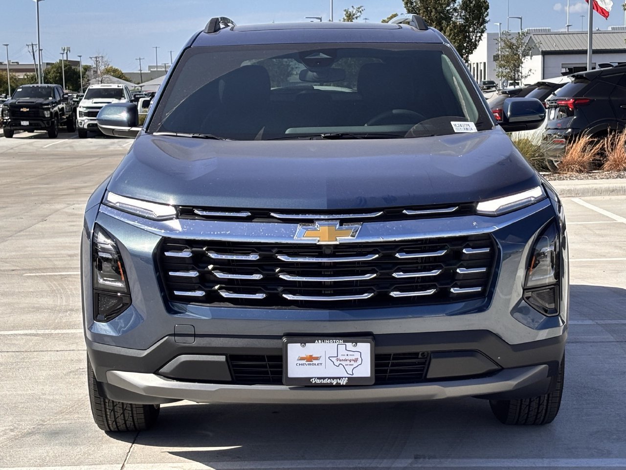 New 2027 Chevrolet Equinox LT FWD image 3