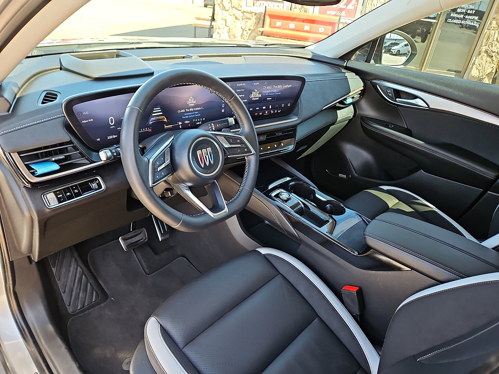 Used 2025 Buick Envision Sport Touring AWD/4WD image 12