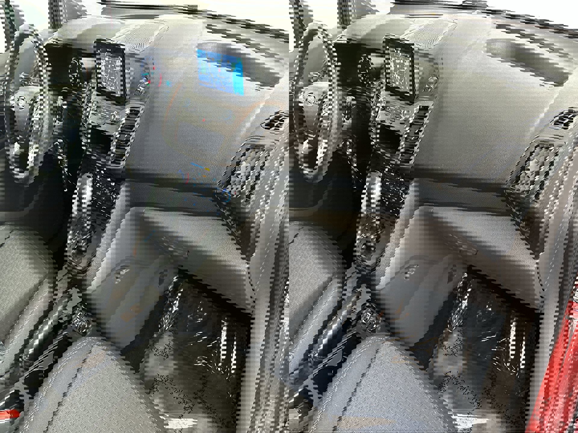 Used 2019 Ford Transit Connect XLT w/ Driver-Assist Package image 35