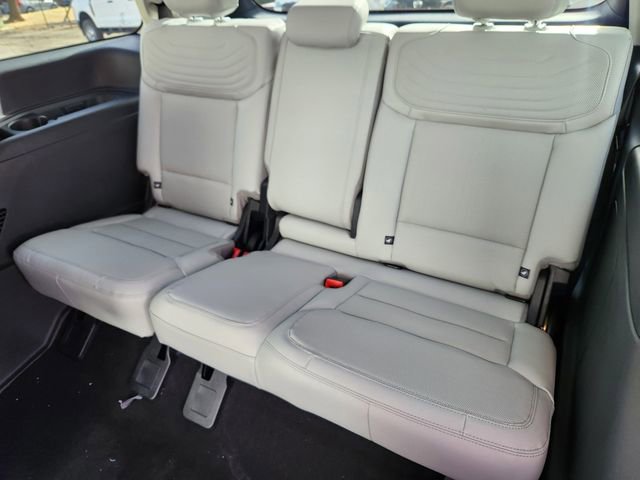 New 2026 Ford Expedition Platinum w/ Platinum Ultimate Package AWD/4WD image 16