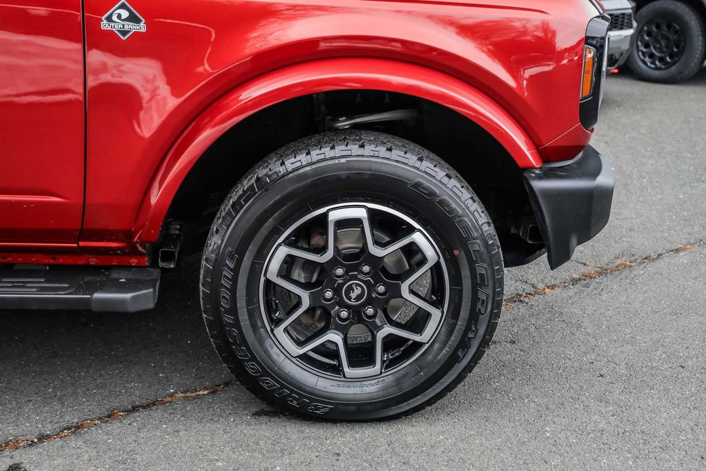 Used 2023 Ford Bronco Outer Banks image 6
