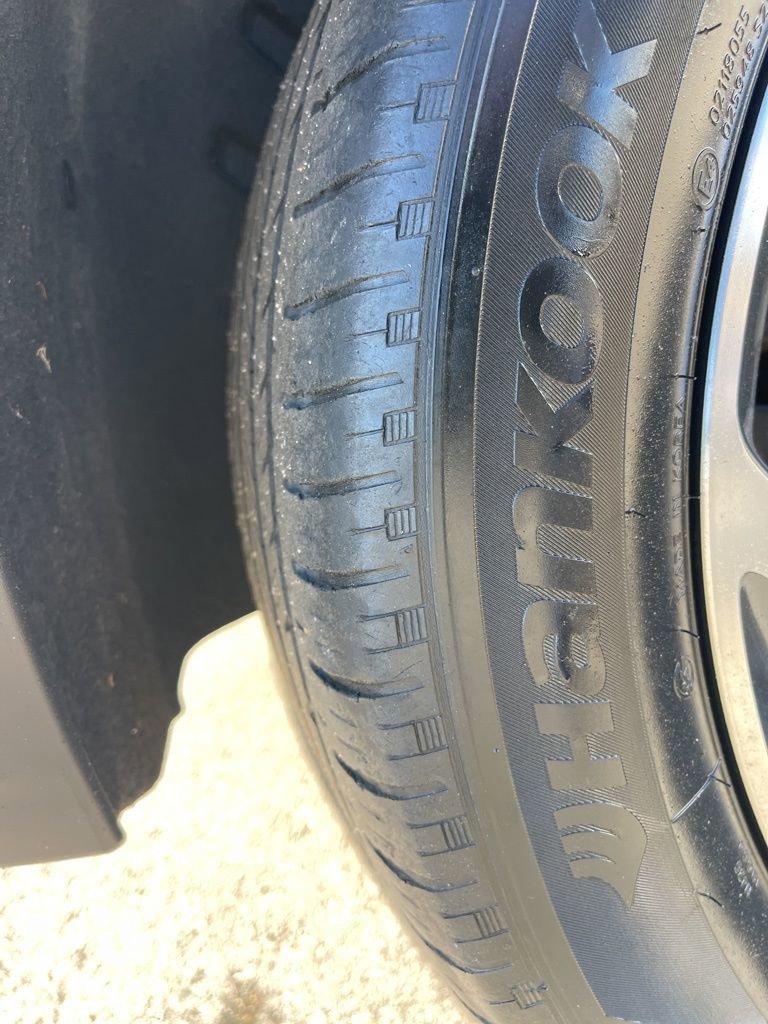 Used 2023 Buick Encore GX Select image 29