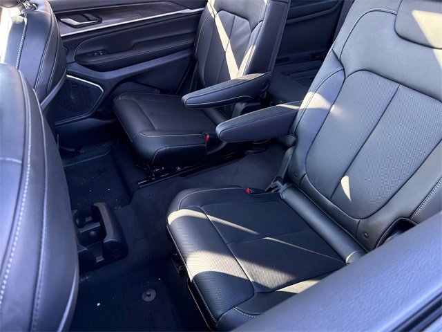 New 2026 Jeep Grand Cherokee L Limited image 29