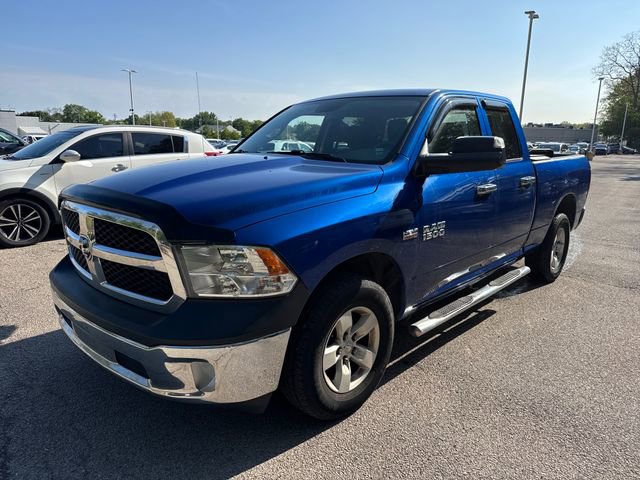Used 2017 RAM 1500 ST w/ SXT Appearance Group AWD/4WD image 3