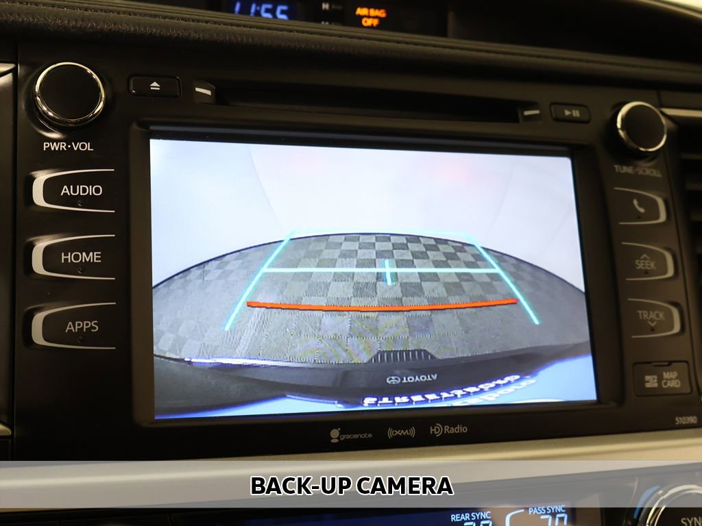 Used 2019 Toyota Highlander XLE AWD/4WD image 7