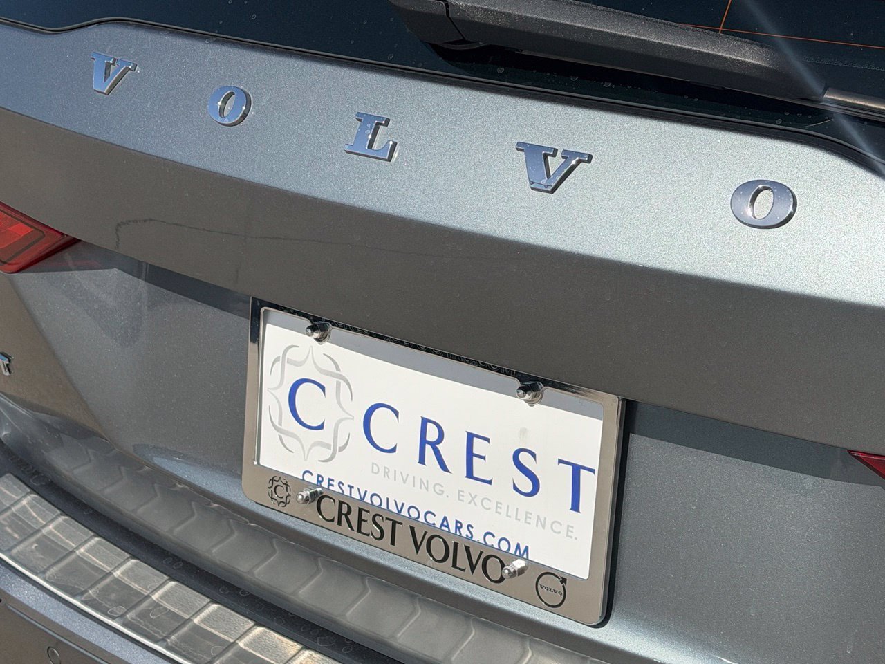 Used 2020 Volvo V60 T6 R-Design FWD image 7