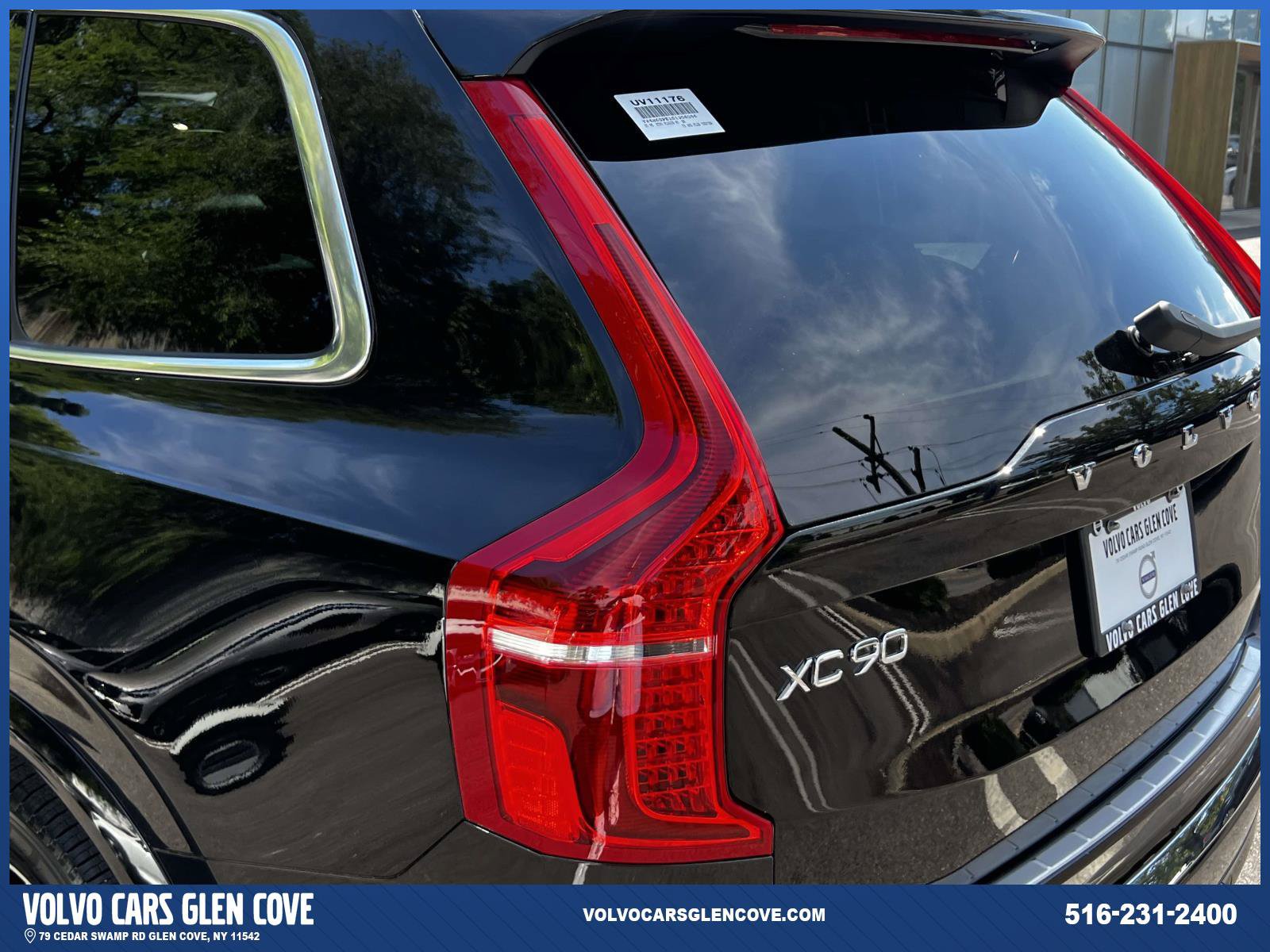 Used 2025 Volvo XC90 T8 Plus w/ Protection Package Premier AWD/4WD image 8