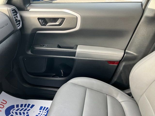 Used 2025 Ford Bronco Sport Badlands image 14